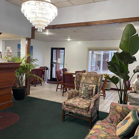 Hamilton Inn Jonesville I-77 ภายนอก รูปภาพ